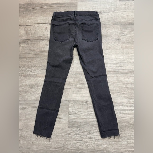 CYBER WEEK SALE | FRAME Denim - Le Skinny De Jean Quintin Shred - Picture 5 of 7